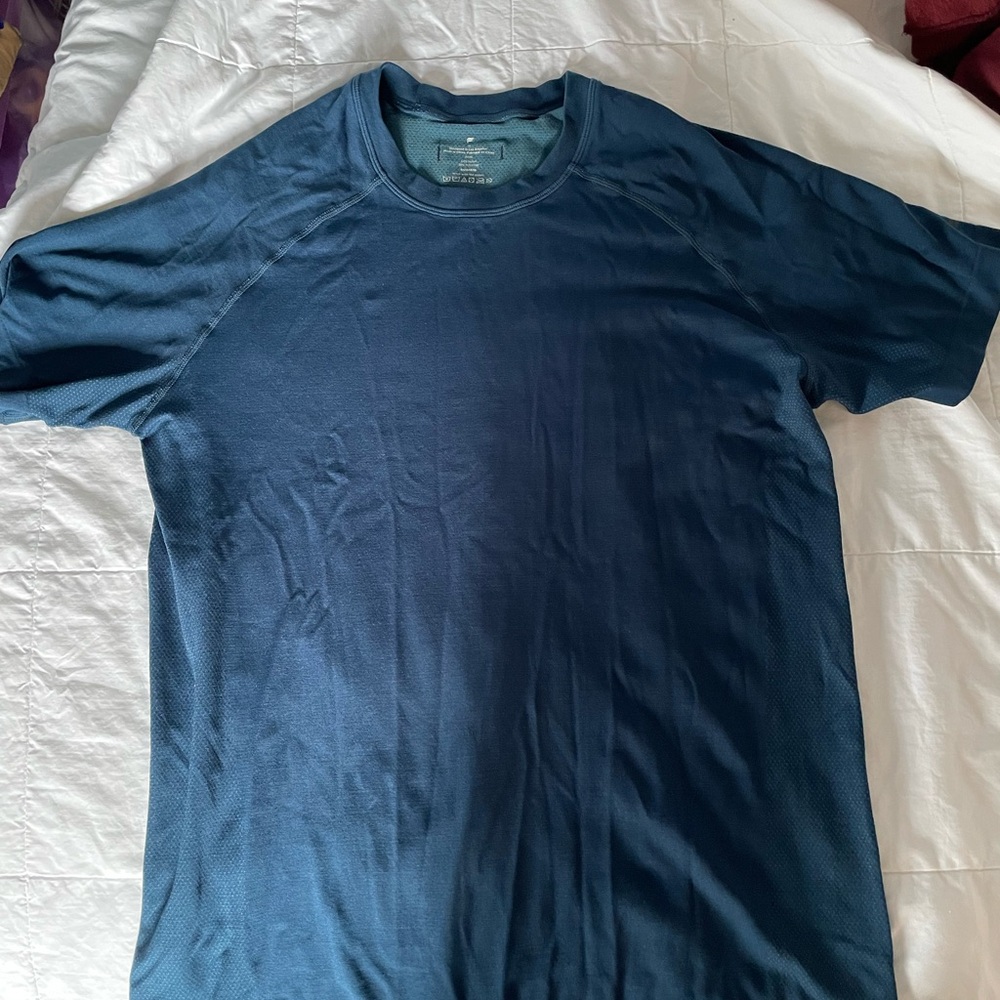 Fabletics t shirt in teal